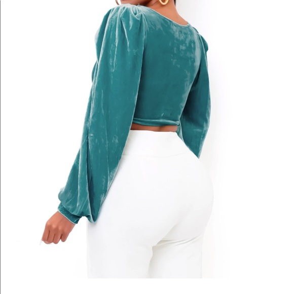 NWT- Teal Velvet Top MUST HAVE - Picture 4 of 4